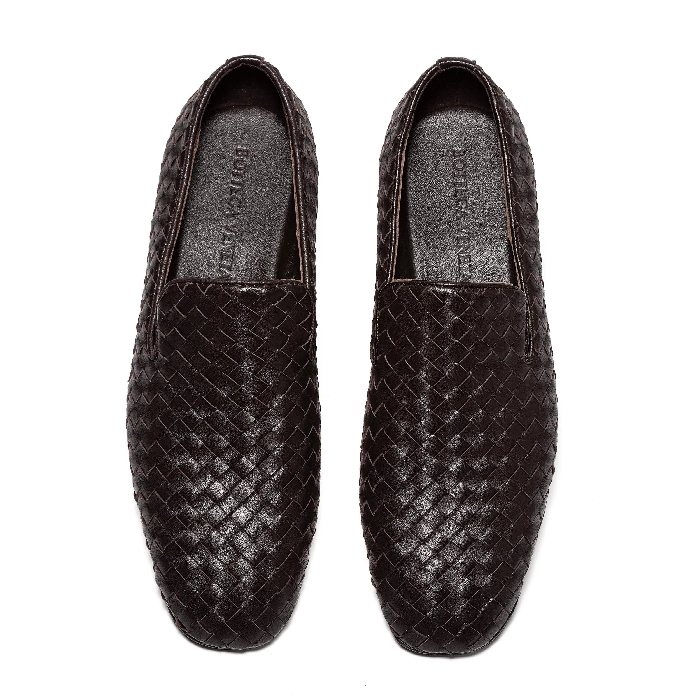 [BV] Top P: 760💰Size for couples: Female 35-39 Male 39--44 (Female 40. Male 38.45.46.47 customization is not returnable) [Note‼ ️] Add 💰 to size 46, add 💰 to size 47. Bottega Veneta's 2025 autumn counter synchronized genuine leather outsole classic woven half-drag couple model Bottega Veneta square toe flat shoes, imported mixed sheepskin, imported sheep! Leather outsole! [Rose][Rose]! Purely hand-woven and operated, the original board is reproduced one-to-one! quality assurance!